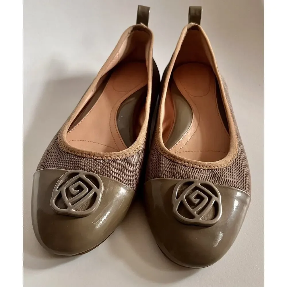 Taryn Rose Paige Ballet Flats Womens 8.5B Taupe Brown Two Tone Cap Toe
